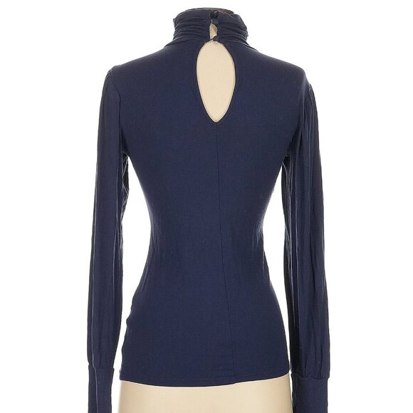 Venus Size S Long sleeve turtleneck - Picture 2 of 2
